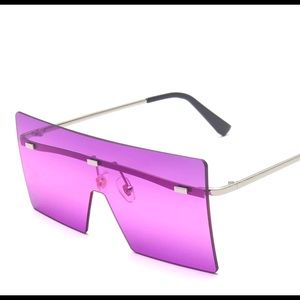 Ladies oversized sunglasses
